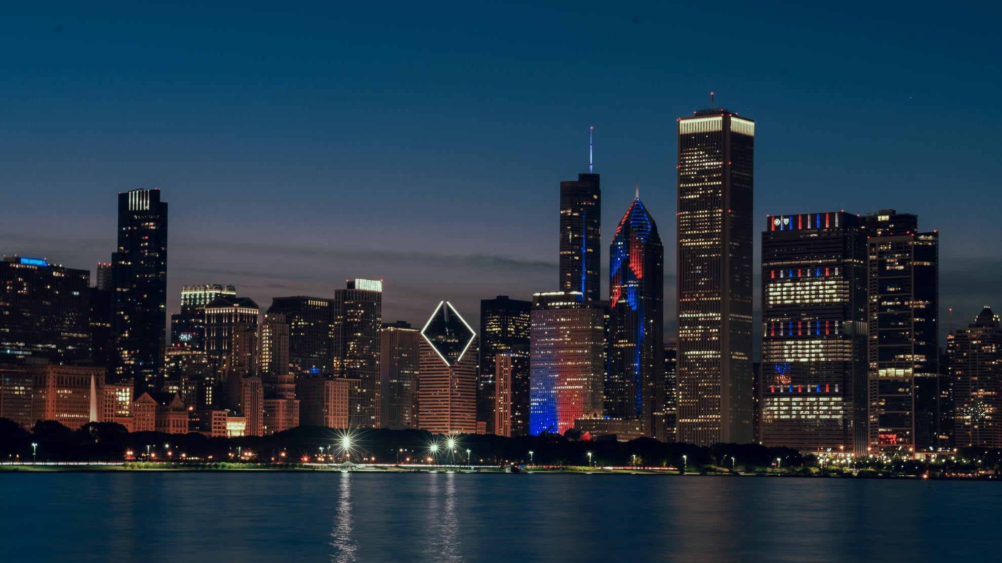 Chicago skyline at night
